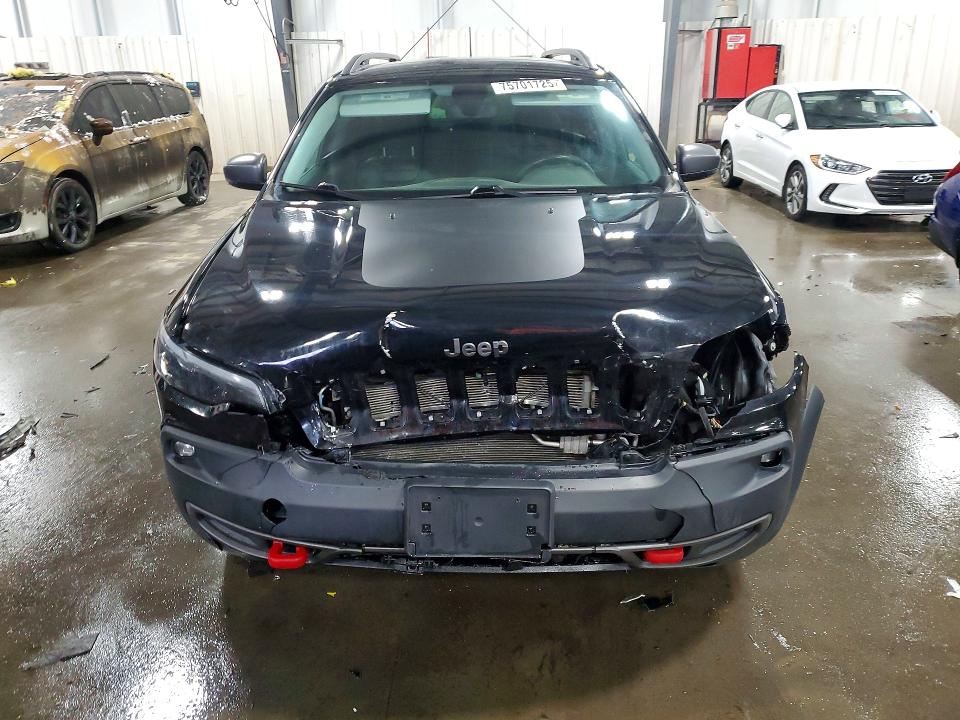 2019 Jeep Cherokee მანქანა იყიდება აუქციონზე, vin: 1C4PJMBX5KD369168, აუქციონის ნომერი: 75701725