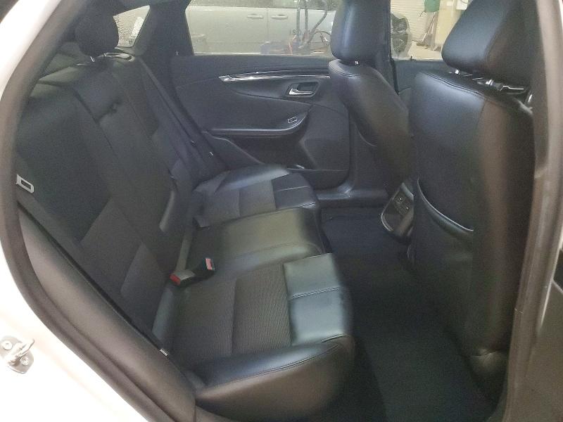 77195235 :رقم المزاد ، 1G1105S31JU121079 vin ، 2018 Chevrolet Impala مزاد بيع