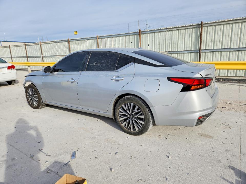 77809865 :رقم المزاد ، 1N4BL4DV1PN331041 vin ، 2023 Nissan Altima مزاد بيع