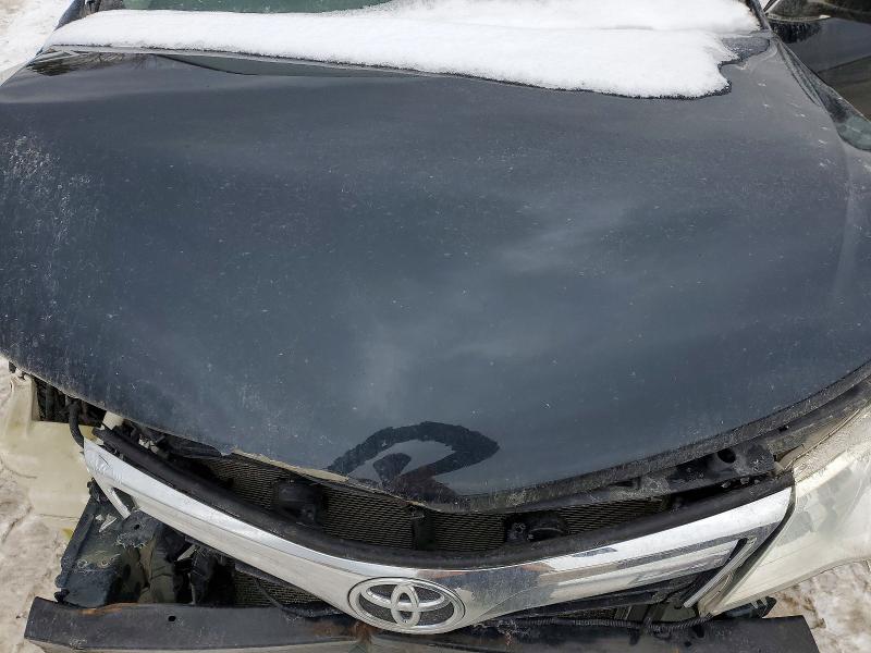 76109215 :رقم المزاد ، 4T1BF1FK5CU523884 vin ، 2012 Toyota Camry مزاد بيع