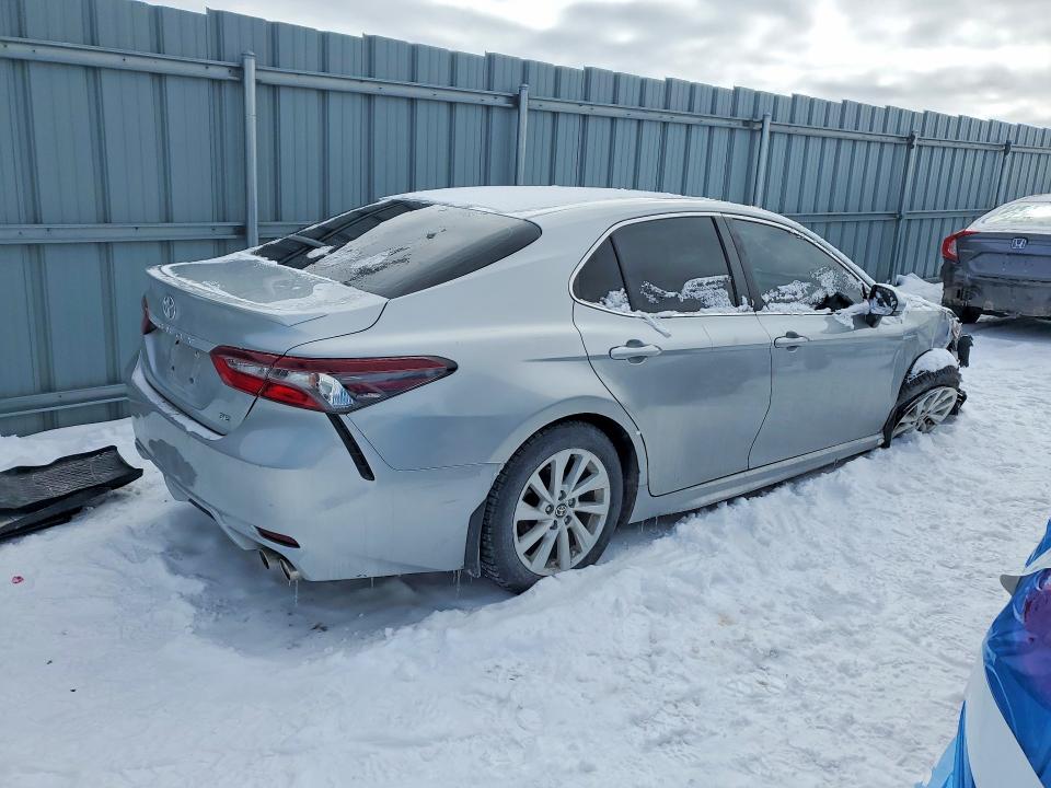 Продажа на аукционе авто 2022 Toyota Camry, vin: 4T1G11AK9NU049856, номер лота: 78117085