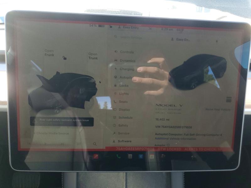 2024 Tesla Model Y მანქანა იყიდება აუქციონზე, vin: 7SAYGAEE5RF071608, აუქციონის ნომერი: 78550295