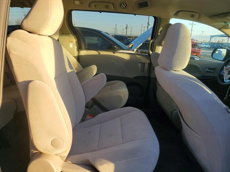 Aukcja sprzedaży 2017 Toyota Sienna Le, vin: 5TDKZ3DC3HS821719, numer aukcji: 75783935