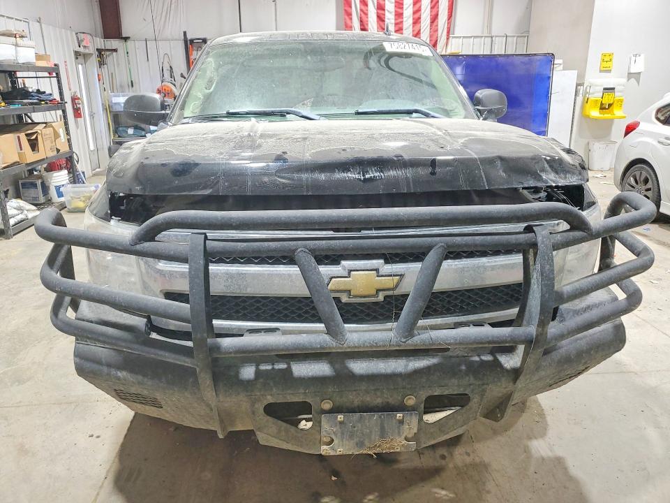 Продажа на аукционе авто 2011 Chevrolet Silverado, vin: 3GCPKSE39BG161694, номер лота: 75827415