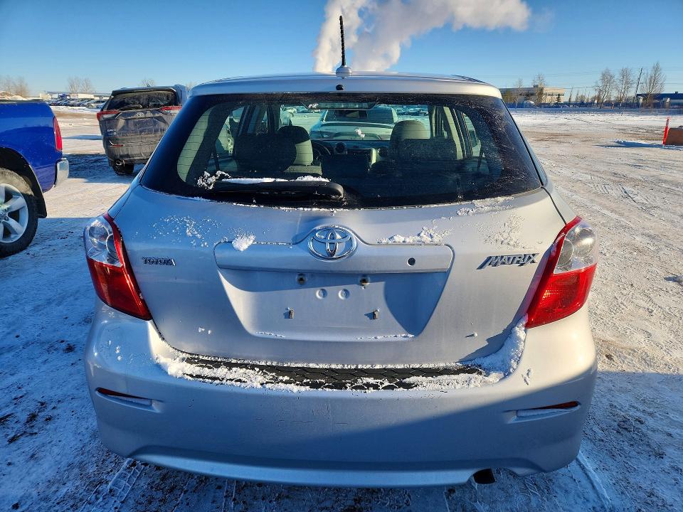 Продажа на аукционе авто 2010 Toyota Corolla Matrix, vin: 2T1KU4EE9AC239305, номер лота: 75594565