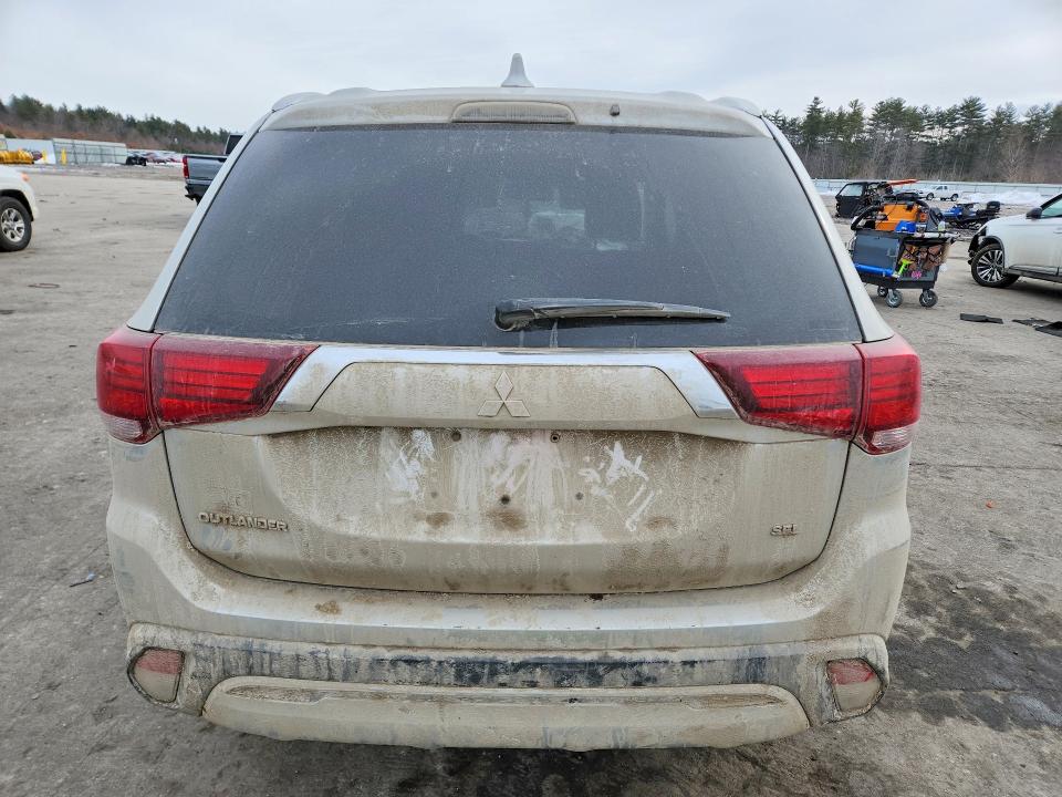 Продаж на аукціоні авто 2020 Mitsubishi Outlander, vin: JA4AZ3A31LZ040389, номер лоту: 78140315