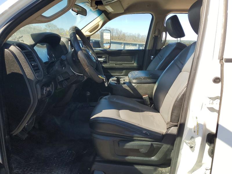 78511145 :رقم المزاد ، 3C6UR5HJ5KG565951 vin ، 2019 Ram 2500 مزاد بيع