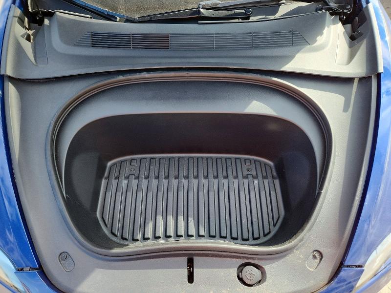 Продажа на аукционе авто 2025 Tesla Model 3, vin: 5YJ3E1EA4SF923561, номер лота: 76861295
