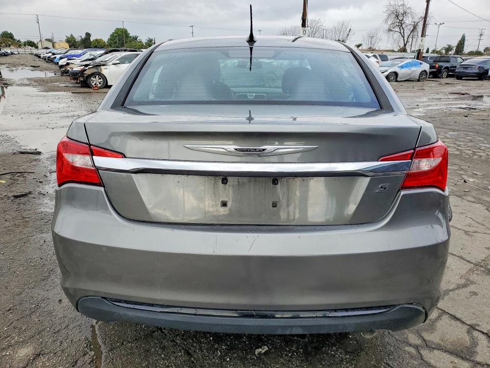 2013 Chrysler 200 მანქანა იყიდება აუქციონზე, vin: 1C3CCBBB6DN633257, აუქციონის ნომერი: 77623805