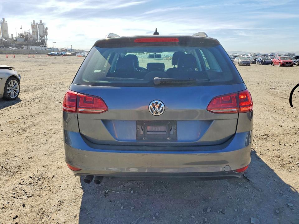 78383065 :رقم المزاد ، 3VWCA7AU4FM513761 vin ، 2015 Volkswagen Golf Sportwagen مزاد بيع