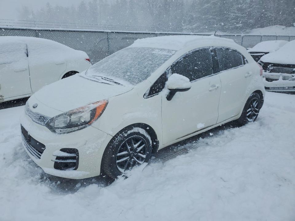 77777785 :رقم المزاد ، KNADN5A34G6551786 vin ، 2016 Kia Rio مزاد بيع