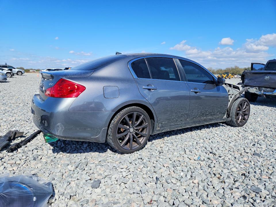 77747155 :رقم المزاد ، JN1CV6APXFM500815 vin ، 2015 Infiniti Q40 مزاد بيع