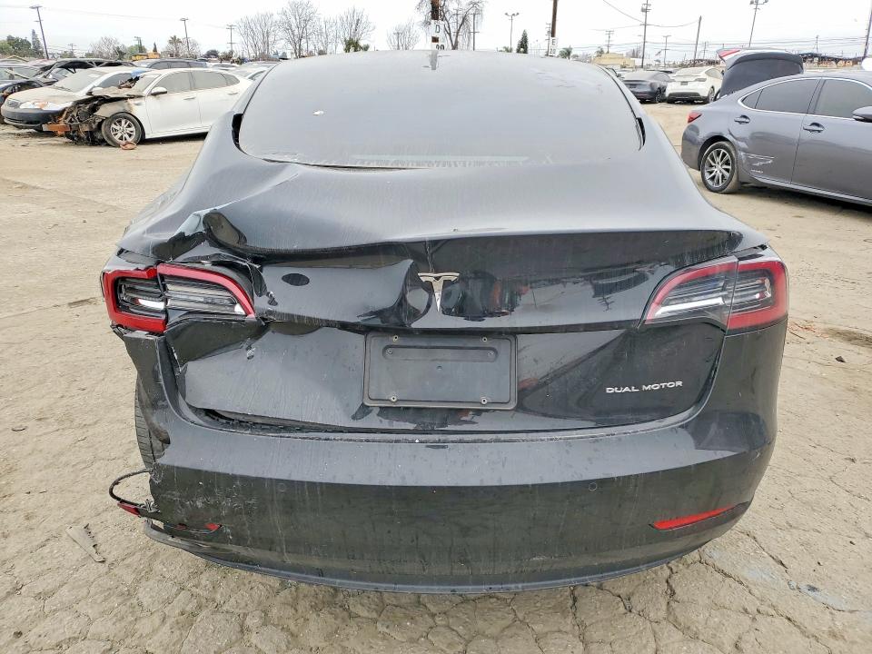 76854545 :رقم المزاد ، 5YJ3E1EB5NF106483 vin ، 2022 Tesla Model 3 مزاد بيع