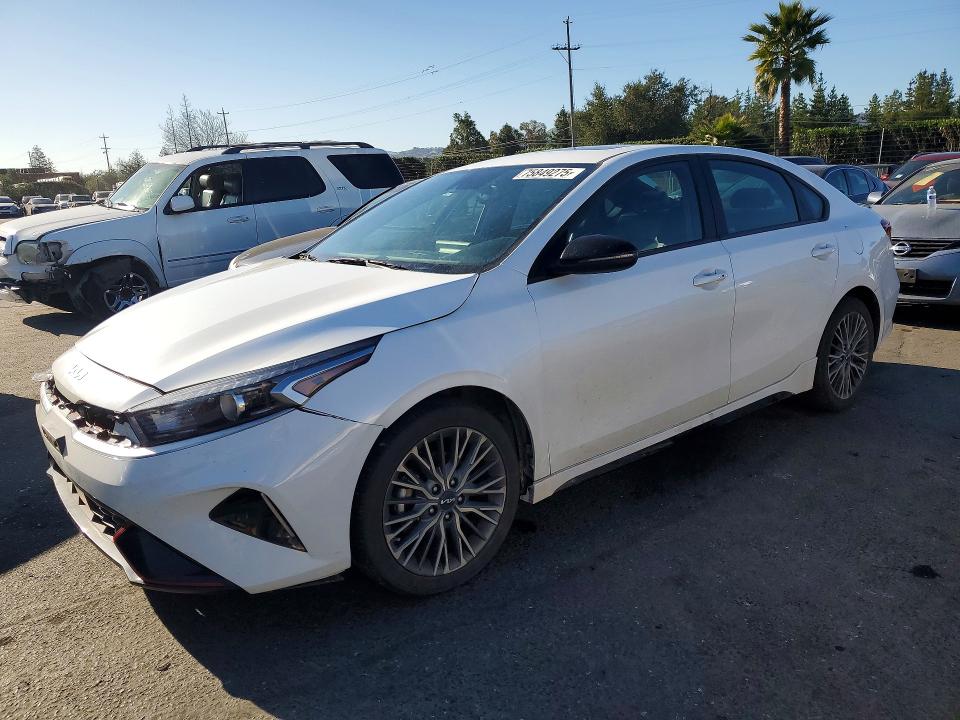 75849275 :رقم المزاد ، 3KPF54AD7RE758782 vin ، 2024 Kia Forte مزاد بيع