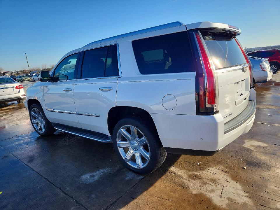 2017 Cadillac Escalade L მანქანა იყიდება აუქციონზე, vin: 1GYS3BKJ7HR334061, აუქციონის ნომერი: 74565135