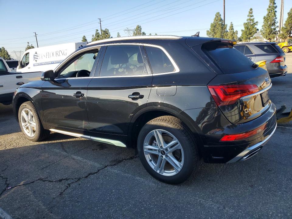 76838835 :رقم المزاد ، WA1G2AFY4R2075498 vin ، 2024 Audi Q5 E مزاد بيع