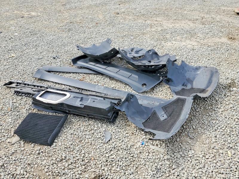 76775485 :رقم المزاد ، 7SAYGDED7RF160783 vin ، 2024 Tesla Model Y مزاد بيع