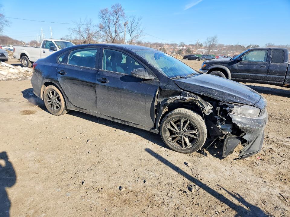 2022 Kia Forte მანქანა იყიდება აუქციონზე, vin: 3KPF24AD8NE449891, აუქციონის ნომერი: 76671885