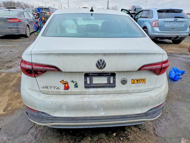 76884695 :رقم المزاد ، 3VWBM7BU1PM025208 vin ، 2023 Volkswagen Jetta مزاد بيع