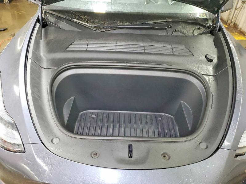 74586945 :رقم المزاد ، 7SAYGDEE4NF522670 vin ، 2022 Tesla Model Y مزاد بيع