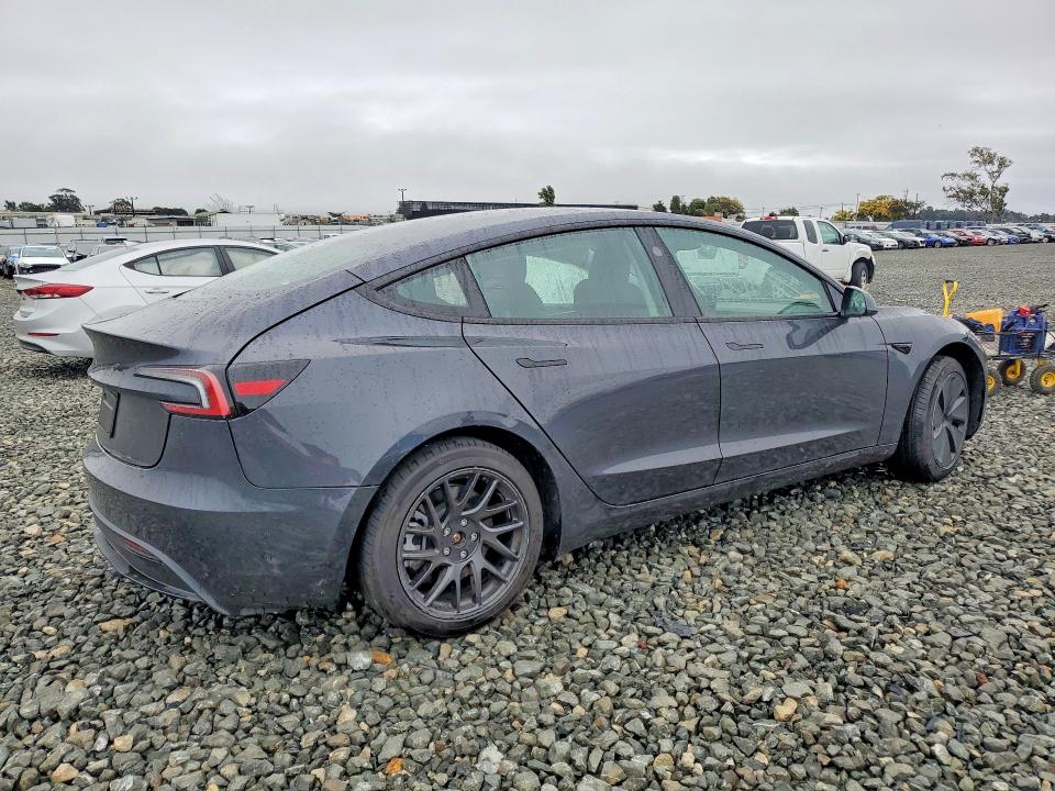 Продажа на аукционе авто 2024 Tesla Model 3, vin: 5YJ3E1EA8RF765297, номер лота: 78764315