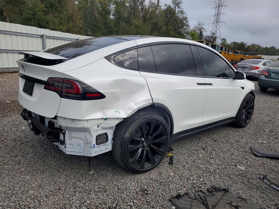 Продажа на аукционе авто 2022 Tesla Model X, vin: 7SAXCAE53NF345826, номер лота: 79052005