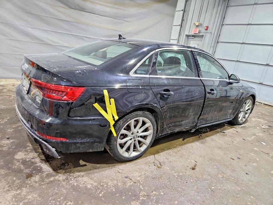 76551005 :رقم المزاد ، WAUENAF45HN025382 vin ، 2017 Audi A4 مزاد بيع