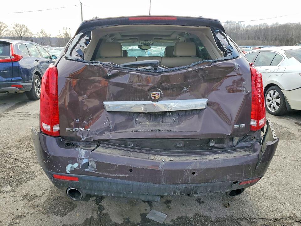 76731215 :رقم المزاد ، 3GYFNEE31FS526063 vin ، 2015 Cadillac Srx مزاد بيع