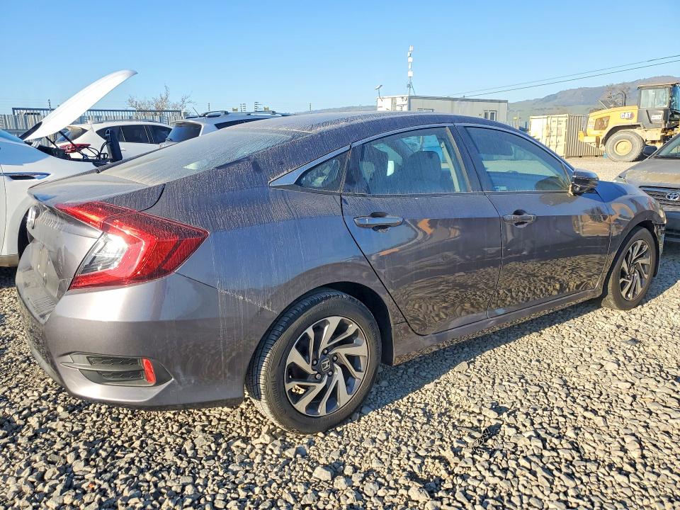 Продажа на аукционе авто 2016 Honda Civic, vin: 19XFC2F77GE225650, номер лота: 76430765
