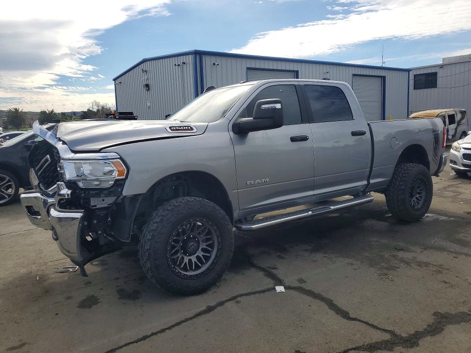 Auction sale of the 2024 Ram 2500, vin: 3C6UR5DJ8RG354078, lot number: 78559005