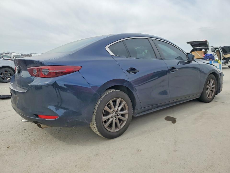 2019 Mazda 3 მანქანა იყიდება აუქციონზე, vin: 3MZBPABLXKM113548, აუქციონის ნომერი: 78541815