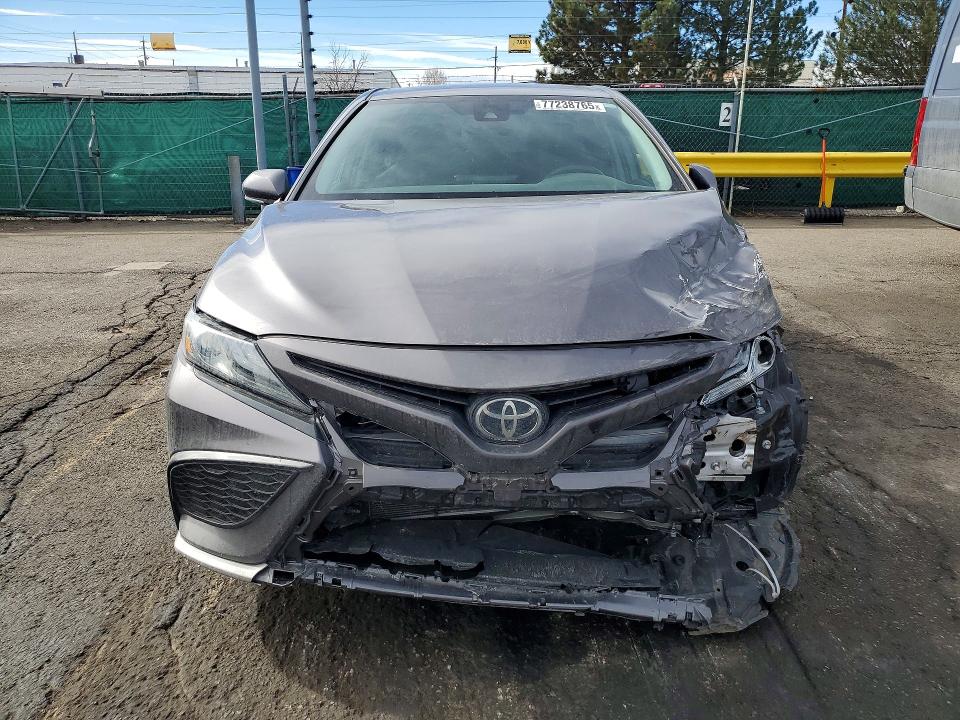 Продажа на аукционе авто 2022 Toyota Camry, vin: 4T1K61AKXNU052549, номер лота: 77238765