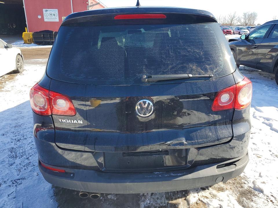 76933325 :رقم المزاد ، WVGBV7AX6BW511657 vin ، 2011 Volkswagen Tiguan مزاد بيع