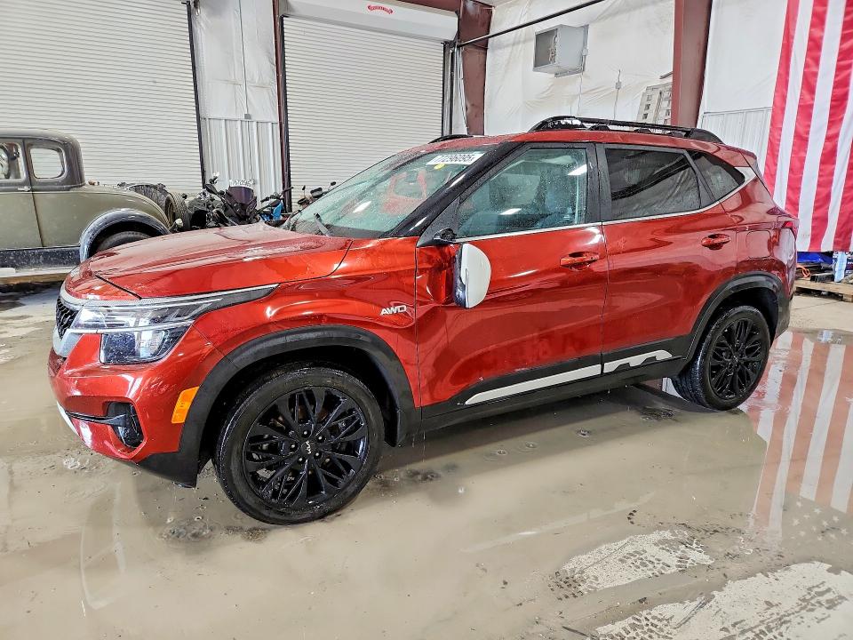 2023 Kia Seltos მანქანა იყიდება აუქციონზე, vin: KNDEUCA20P7422797, აუქციონის ნომერი: 77296095