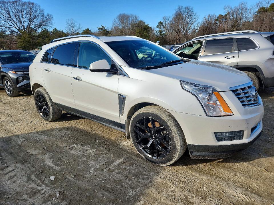Продажа на аукционе авто 2015 Cadillac Srx, vin: 3GYFNBE33FS521686, номер лота: 78290315