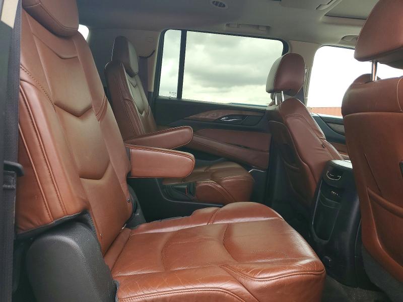 77419745 :رقم المزاد ، 1GYS4TKJ3FR635796 vin ، 2015 Cadillac Escalade مزاد بيع