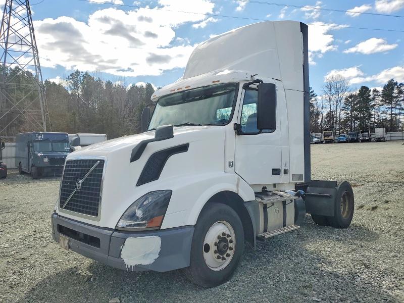 Aukcja sprzedaży 2018 Volvo Vnl, vin: 4V4N39EH9JN892757, numer aukcji: 77511575