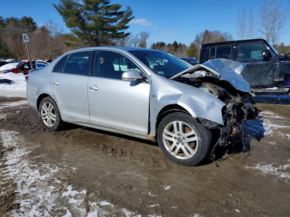 2007 Volkswagen Jetta მანქანა იყიდება აუქციონზე, vin: 3VWEF71K97M164560, აუქციონის ნომერი: 76790385