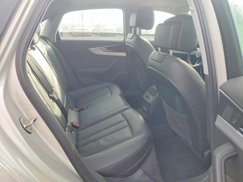 Продажа на аукционе авто 2017 Audi A4, vin: WAUANAF48HN013757, номер лота: 76770135
