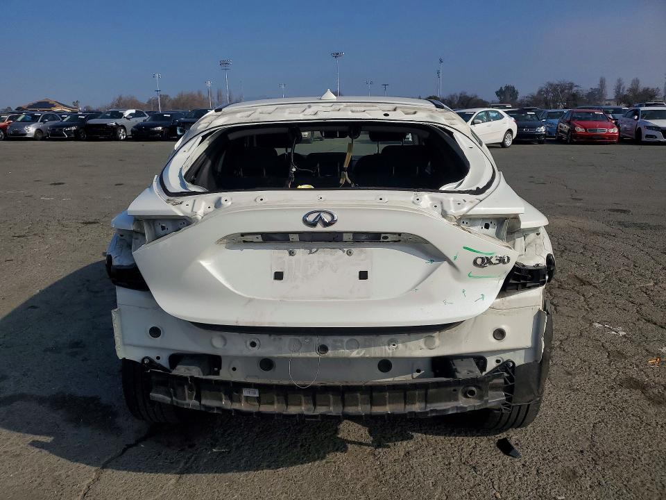 75751835 :رقم المزاد ، SJKCH5CP5KA010805 vin ، 2019 Infiniti Qx30 مزاد بيع