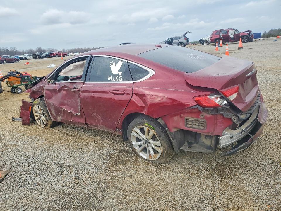 74845035 :رقم المزاد ، 1C3CCCAB0FN563748 vin ، 2015 Chrysler 200 مزاد بيع