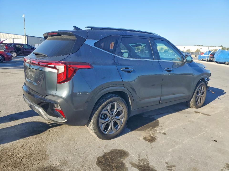 2024 Kia Seltos მანქანა იყიდება აუქციონზე, vin: KNDEU2AA5R7618478, აუქციონის ნომერი: 75865755