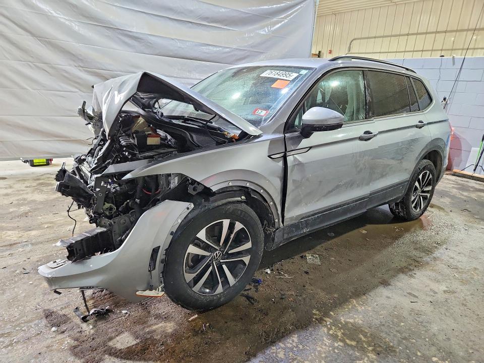 2024 Volkswagen Tiguan მანქანა იყიდება აუქციონზე, vin: 3VVFB7AX9RM010398, აუქციონის ნომერი: 76184995