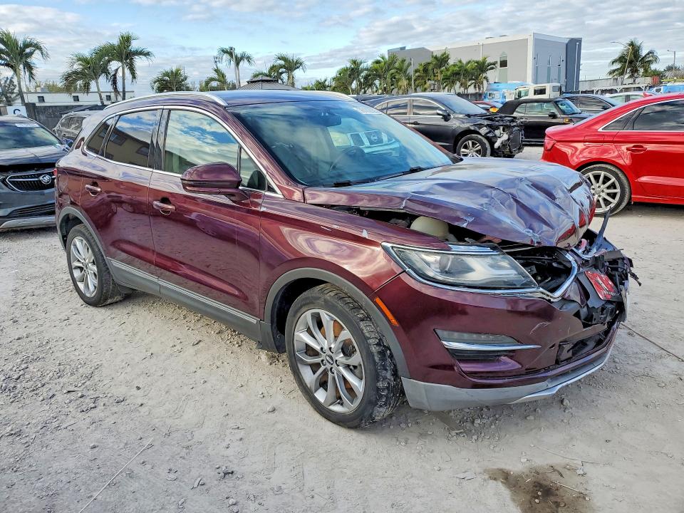 2017 Lincoln Mkc Select მანქანა იყიდება აუქციონზე, vin: 5LMCJ2C98HUL32796, აუქციონის ნომერი: 76182925