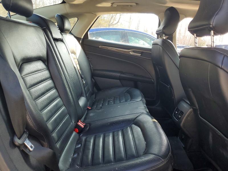 76438655 :رقم المزاد ، 3FA6P0T92HR101235 vin ، 2017 Ford Fusion مزاد بيع