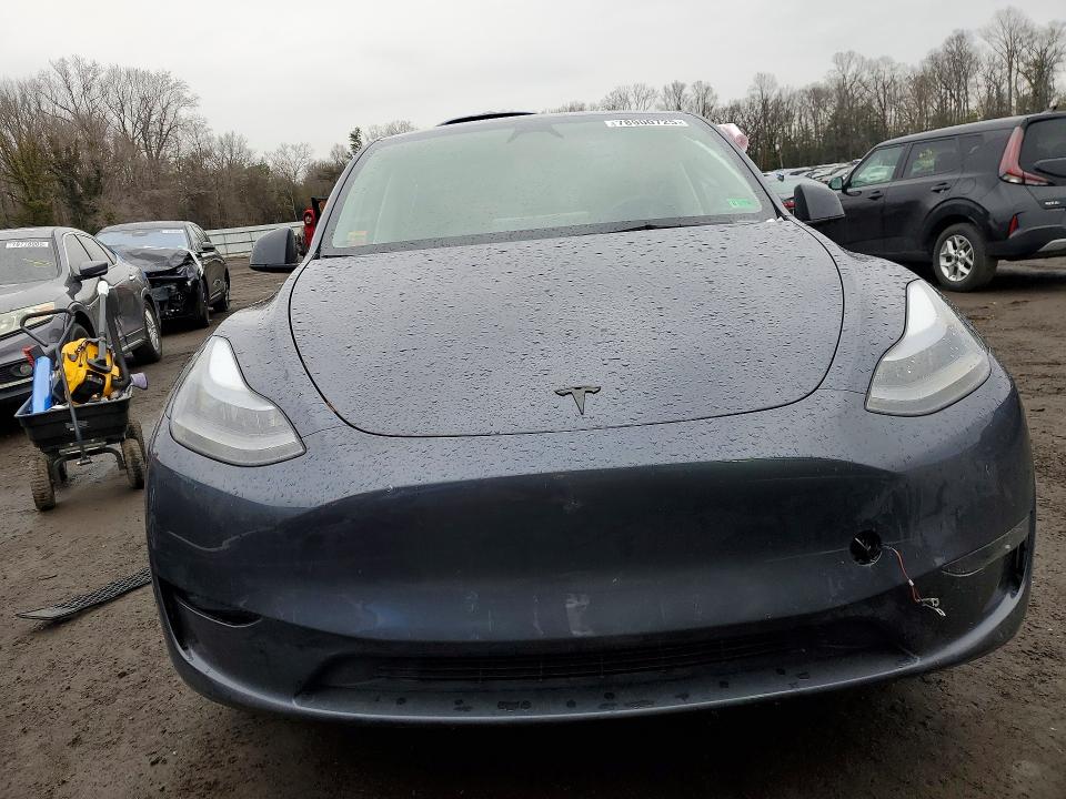 78900725 :رقم المزاد ، 7SAYGDEE0RA215256 vin ، 2024 Tesla Model Y مزاد بيع