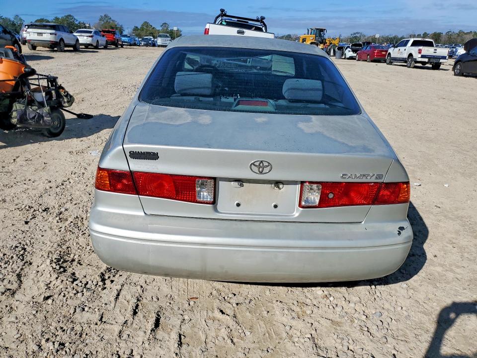 Auction sale of the 2000 Toyota Camry Ce, vin: 4T1BG22K9YU002912, lot number: 76739155