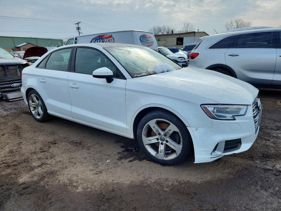 Auction sale of the 2017 Audi A3, vin: WAUB8GFF3H1053073, lot number: 77004775