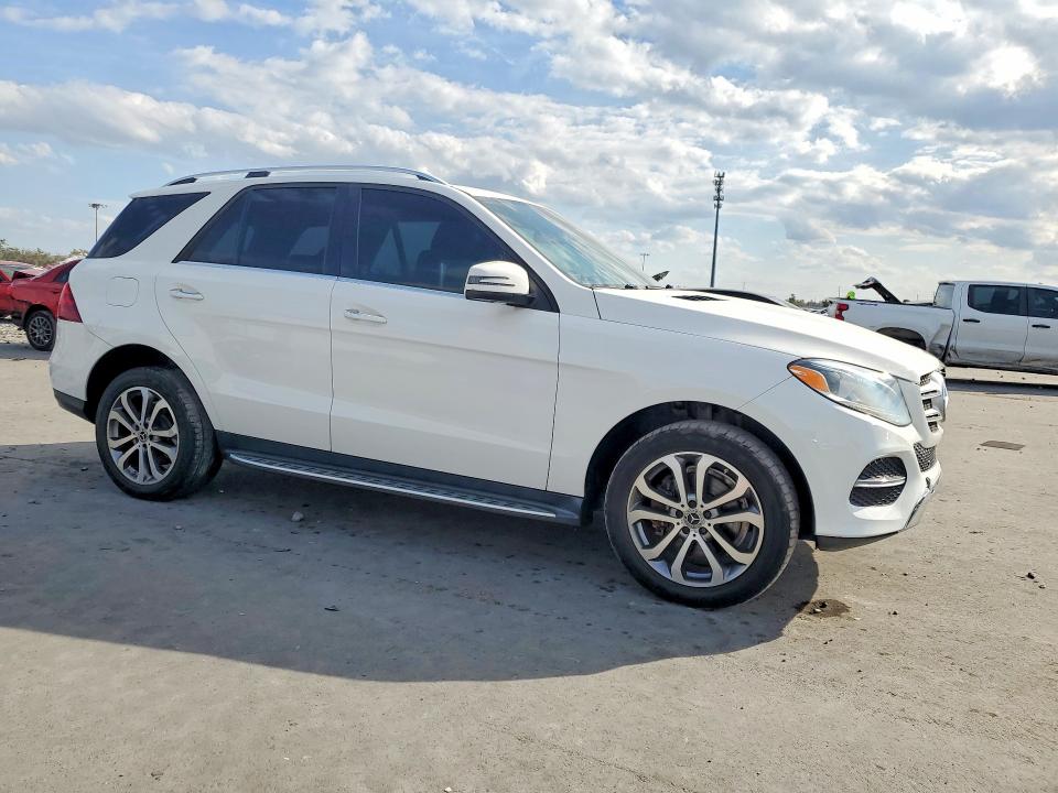 Продажа на аукционе авто 2018 Mercedes-benz Gle, vin: 4JGDA5JB9JB052742, номер лота: 79257915