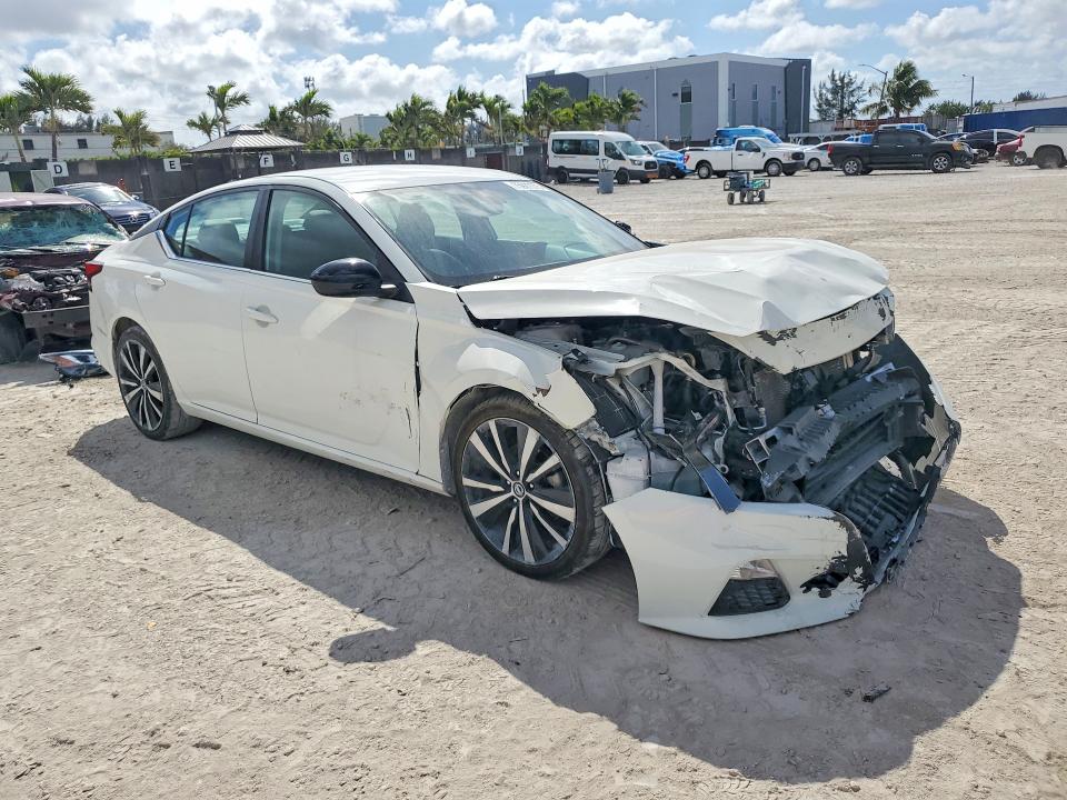 Продажа на аукционе авто 2022 Nissan Altima, vin: 1N4BL4CV2NN310360, номер лота: 75927075